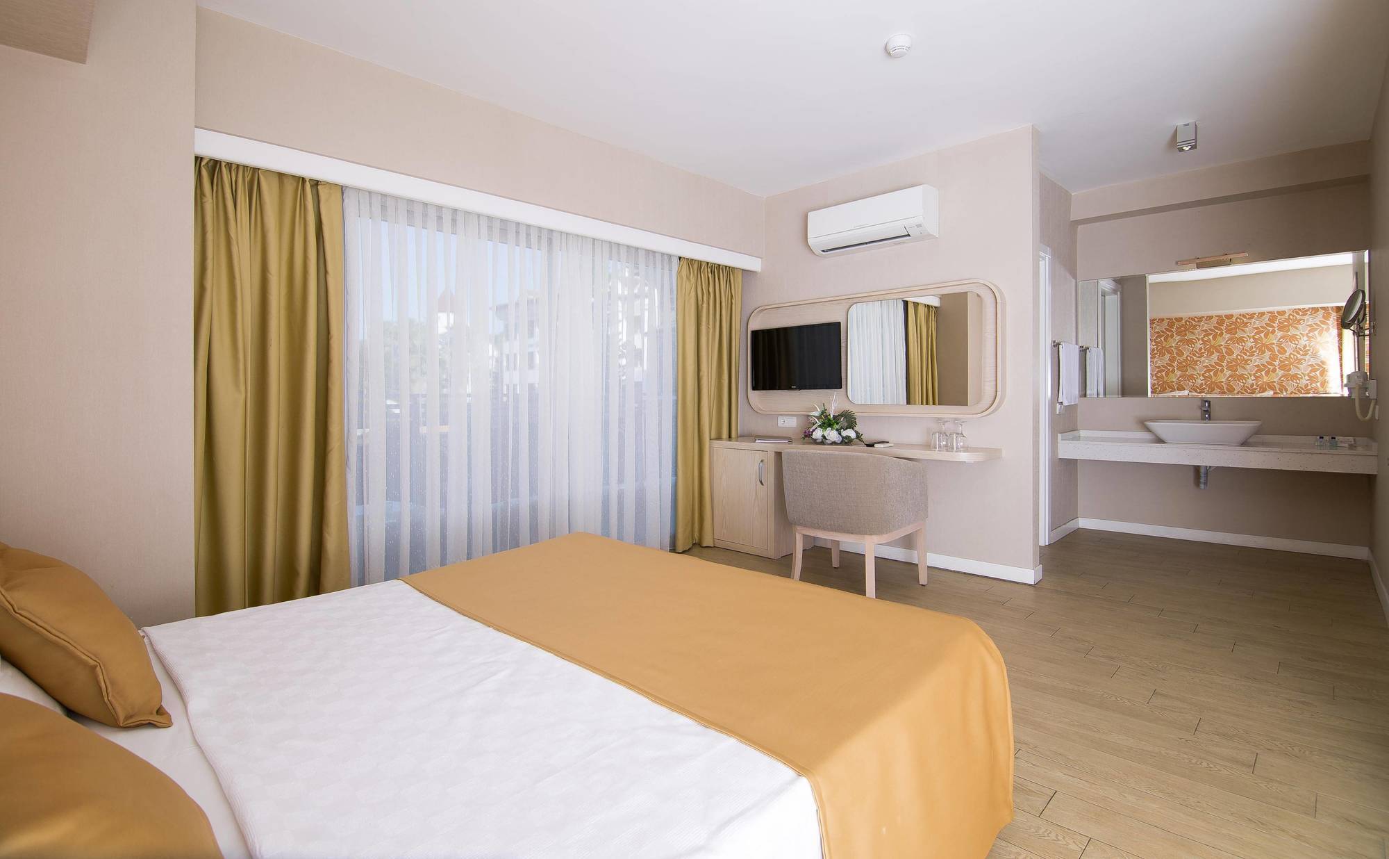 Mirage Palm Hotel (Adults Only) Marmaris Esterno foto